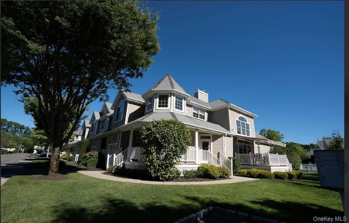 131 Emilys Way, East Setauket, NY 11733 - Image #1