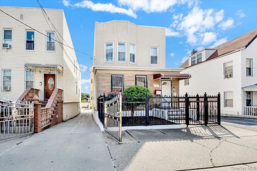 1573 Hollywood Avenue, Bronx, NY 10461 - Image #2