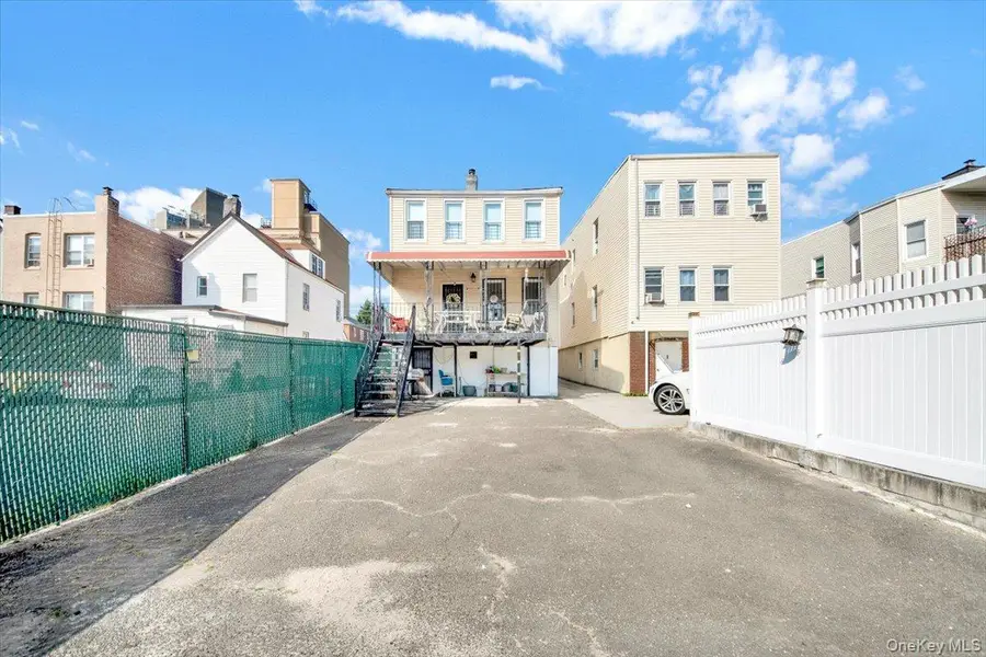 1573 Hollywood Avenue, Bronx, NY 10461 - Image #3