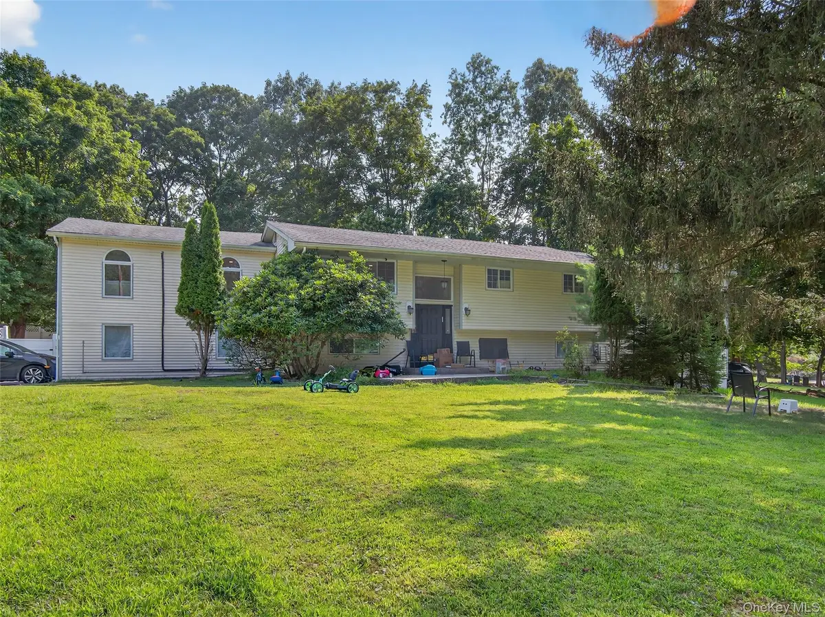 7 Eleanor Place, Airmont, NY 10952 - Image #1