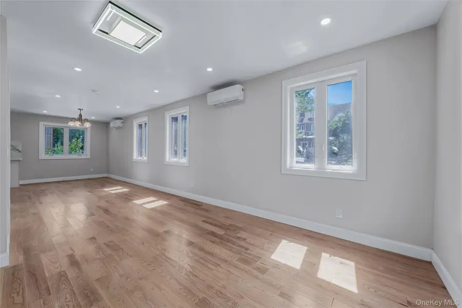 141-67 72 Crescent, Flushing, NY 11367 - Image #3