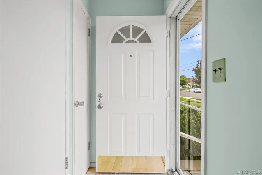 222 Clemens Road, Mineola, NY 11501 - Image #2