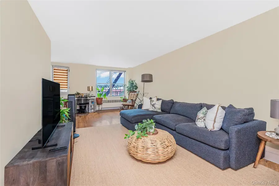 3201 Grand Concourse #2E, Bronx, NY 10468 - #3