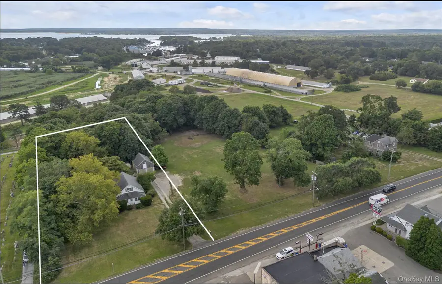 653 Main Road, Aquebogue, NY 11931 - Image #2