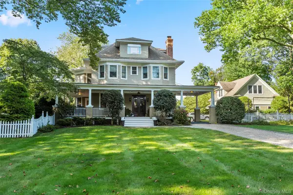 38 Cedar Street, Stony Brook, NY 11790