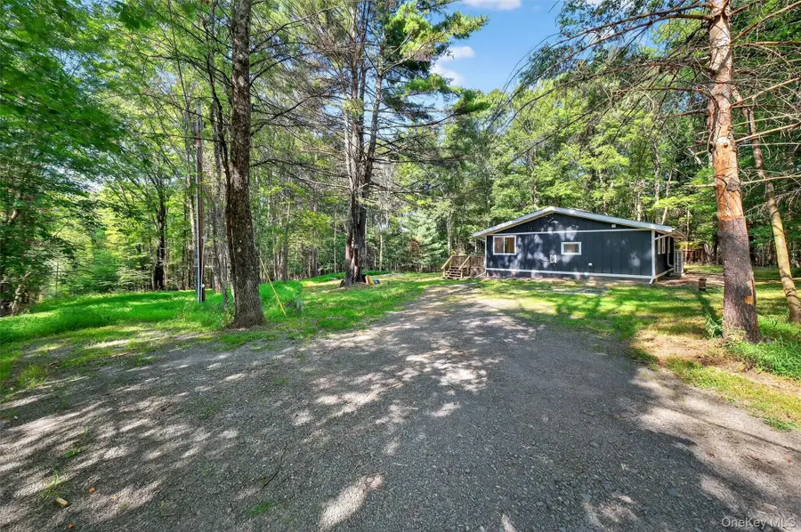 42 Markle Road, Kerhonkson, NY 12446 - Image #2