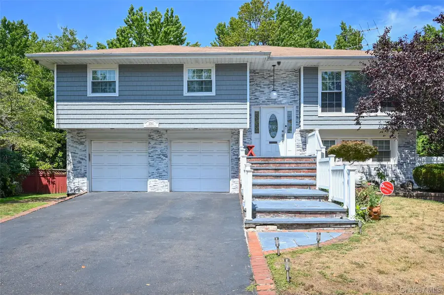 1061 Fordham Lane, Woodmere, NY 11598 - Image #2