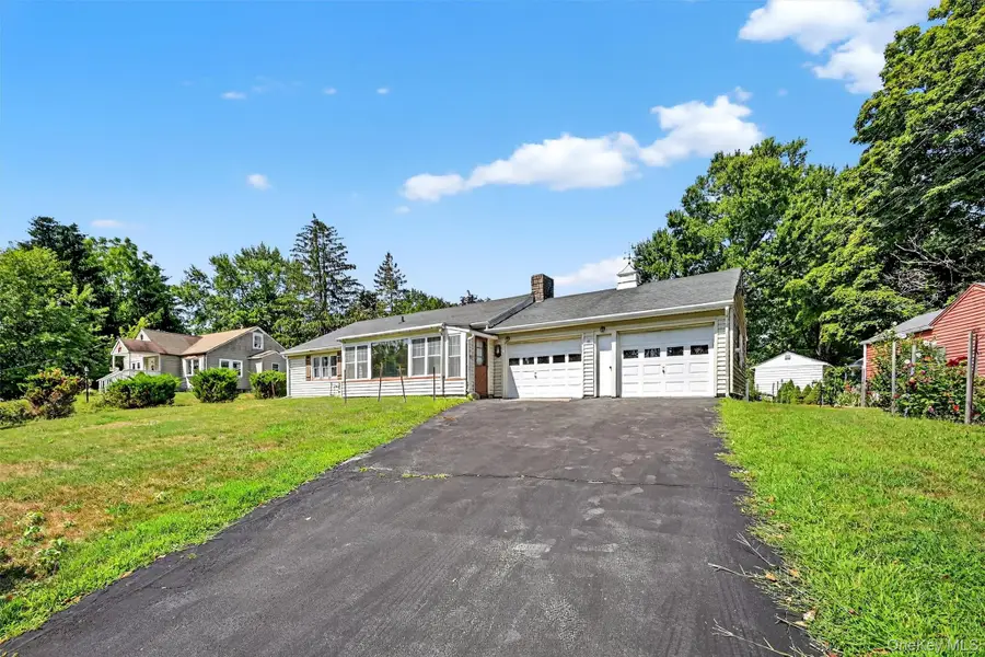 111 Apple Lane Drive, Middletown, NY 10940 - Image #3