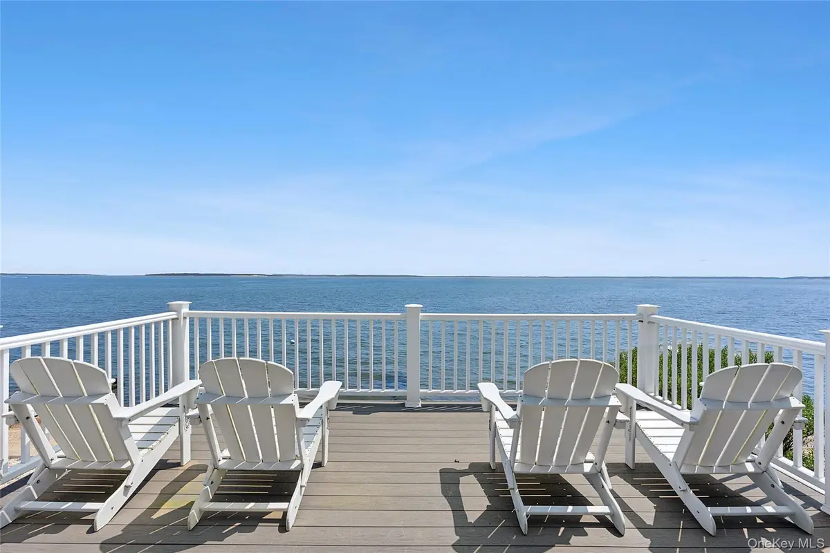 5218 Peconic Bay Boulevard, Laurel, NY 11948 - Image #1
