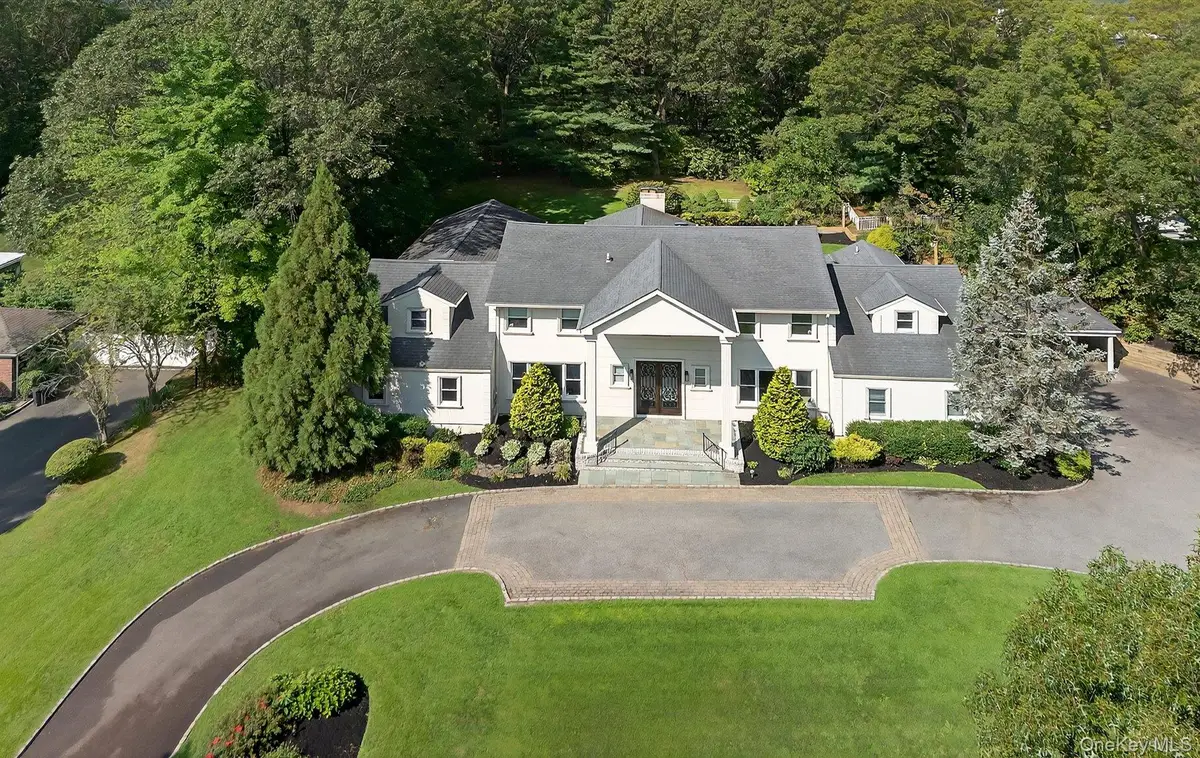 182 Yukon Drive, Woodbury, NY 11797 - Image #1