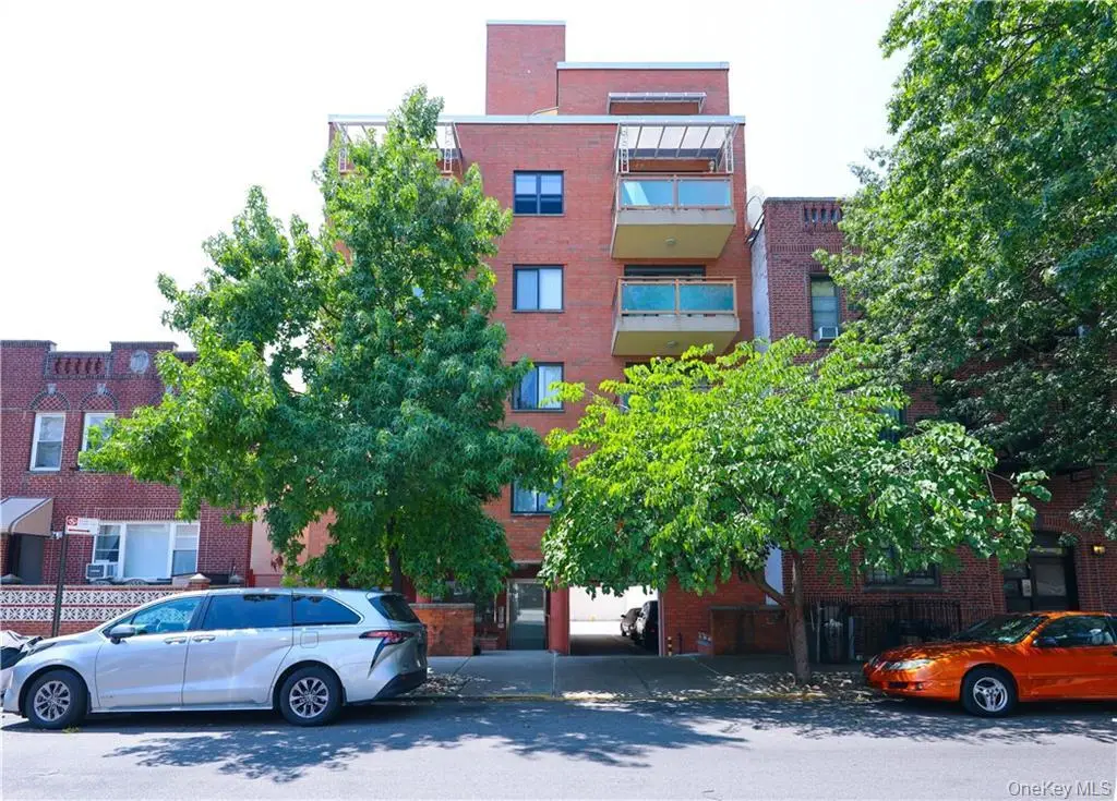 1520 W 10th Street #2B, Brooklyn, NY 11204 - Image #1