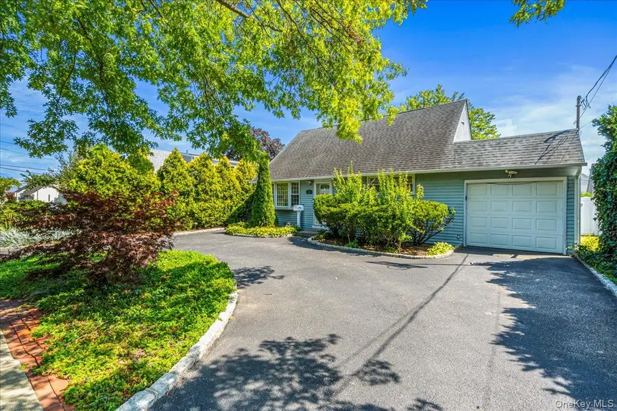 361 Evans Avenue, Oceanside, NY 11572 - Image #2