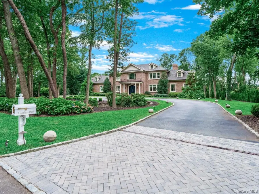 1 Harriman Drive, Sands Point, NY 11050 - Image #3