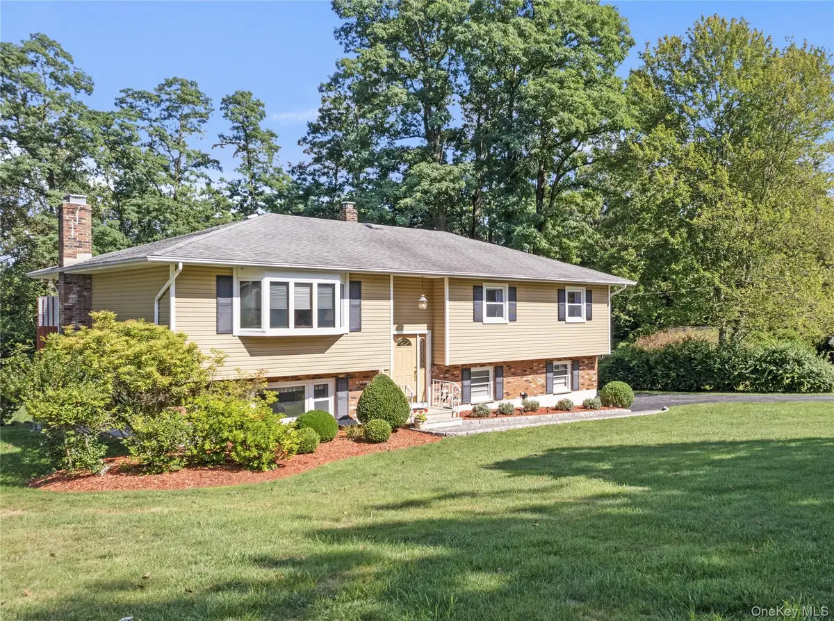 2862 Mead Street, Yorktown Heights, NY 10598 - Image #1