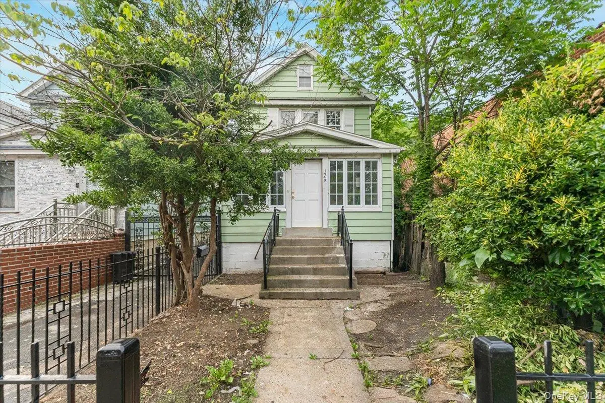 1909 Lacombe Avenue, Bronx, NY 10473 - Image #1