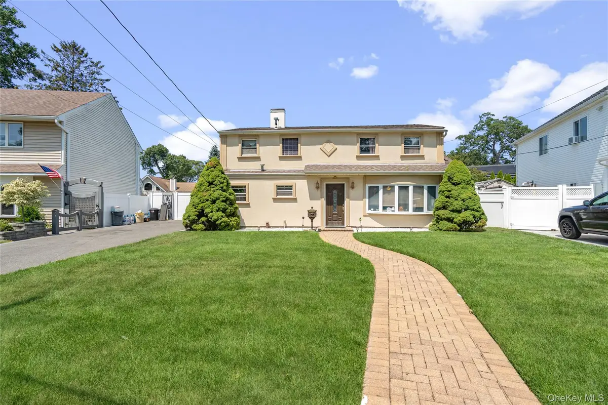 9 Rugby Road, Massapequa, NY 11758 - Image #1