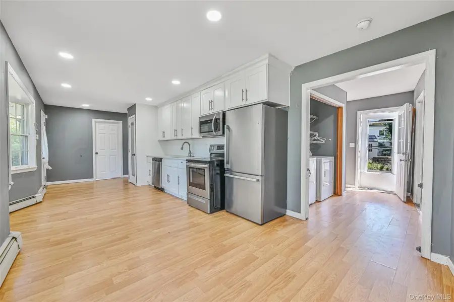 19 Griddle Lane, Levittown, NY 11756 - Image #3