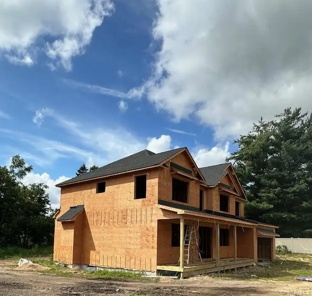 3 Carmine Court, Commack, NY 11725 - Image #3