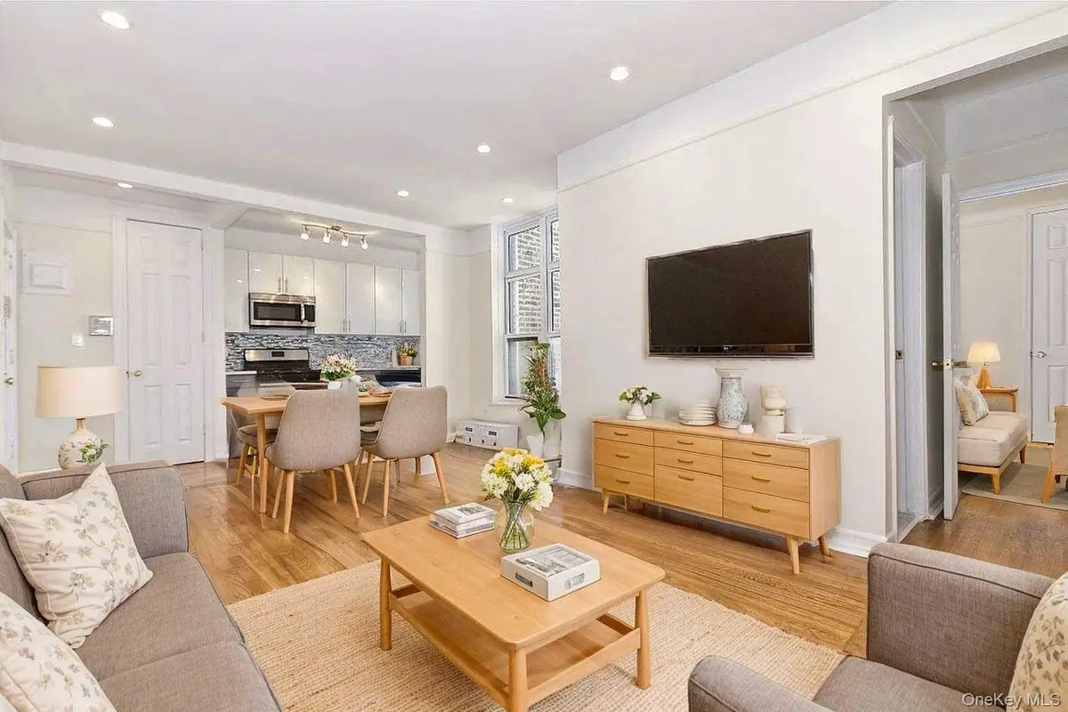 130 Bay Ridge Parkway #6D, Brooklyn, NY 11209 - Image #1