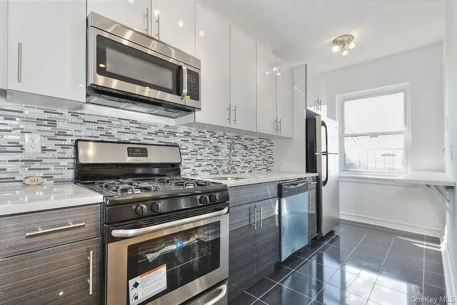 130 Bay Ridge Parkway #6D, Brooklyn, NY 11209 - Image #3