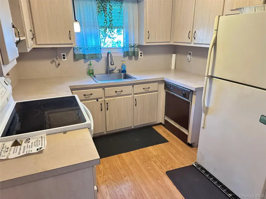 76 Division Avenue, Spring Valley, NY 10977 - Image #2