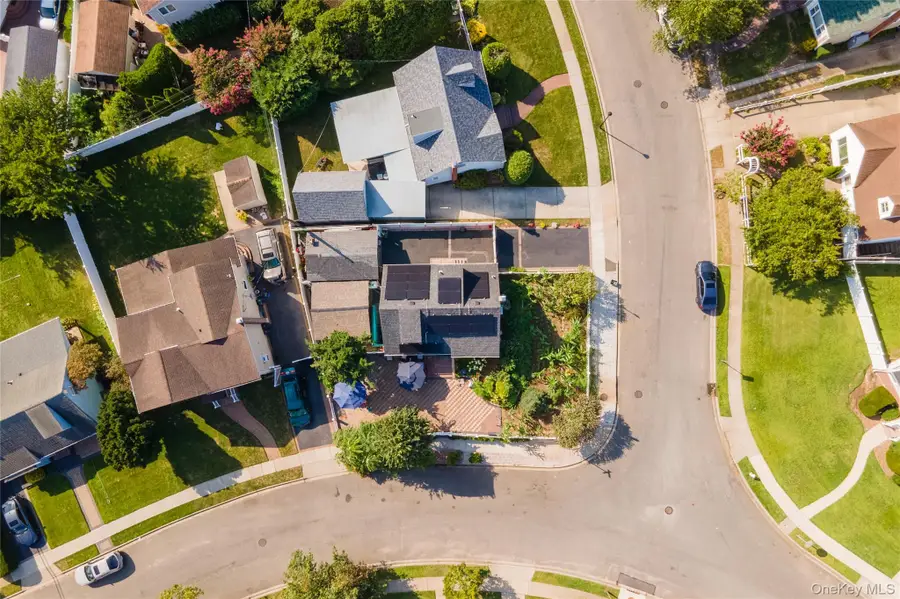 731 Planders Avenue, Uniondale, NY 11553 - Image #3