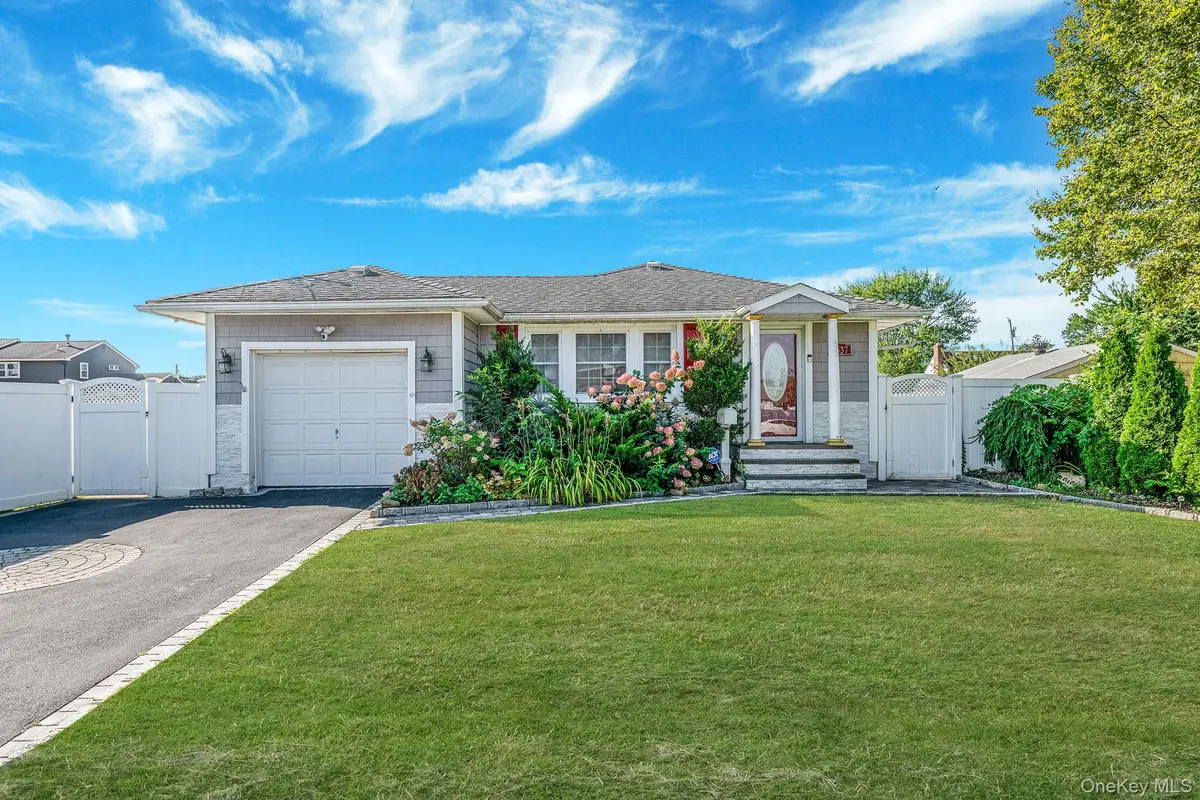 1537 1st Street, West Babylon, NY 11704 - Image #1