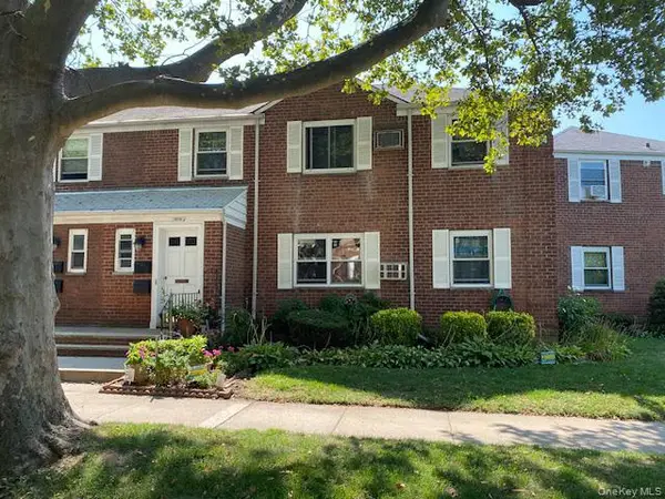 254-04 75th Avenue #G-2, Glen Oaks, NY 11004