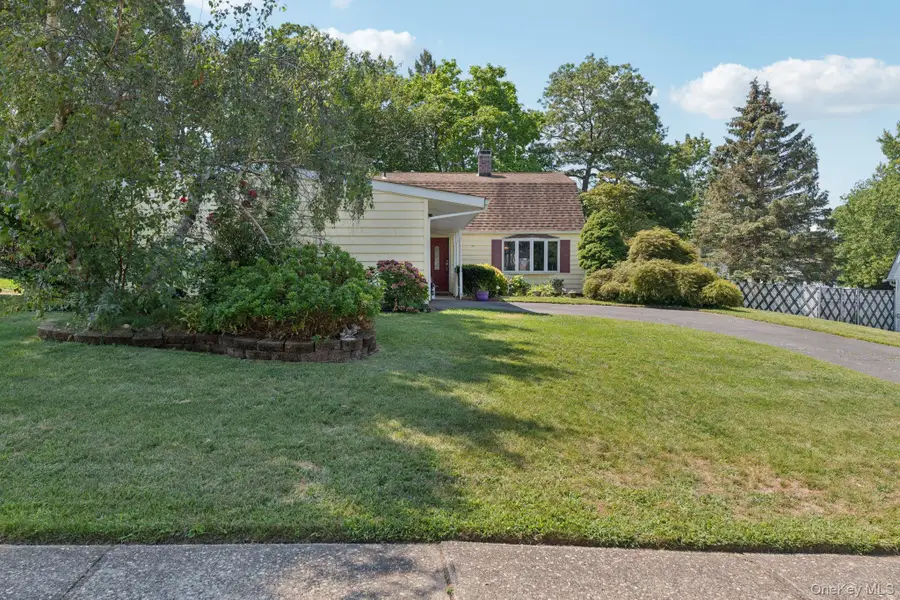 12 Clarkson Drive, Farmingville, NY 11738 - Image #3