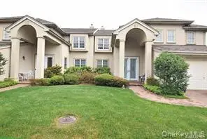 262 Altessa Boulevard #262, Melville, NY 11747