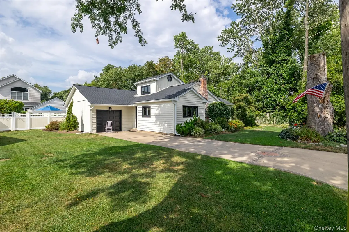 661 Bay 6th Street, West Islip, NY 11795 - Image #1