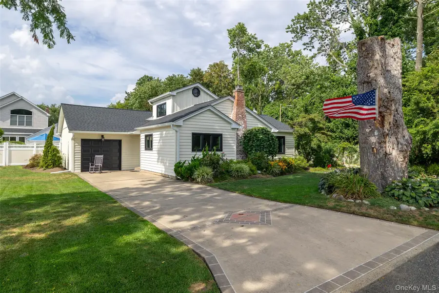 661 Bay 6th Street, West Islip, NY 11795 - Image #2