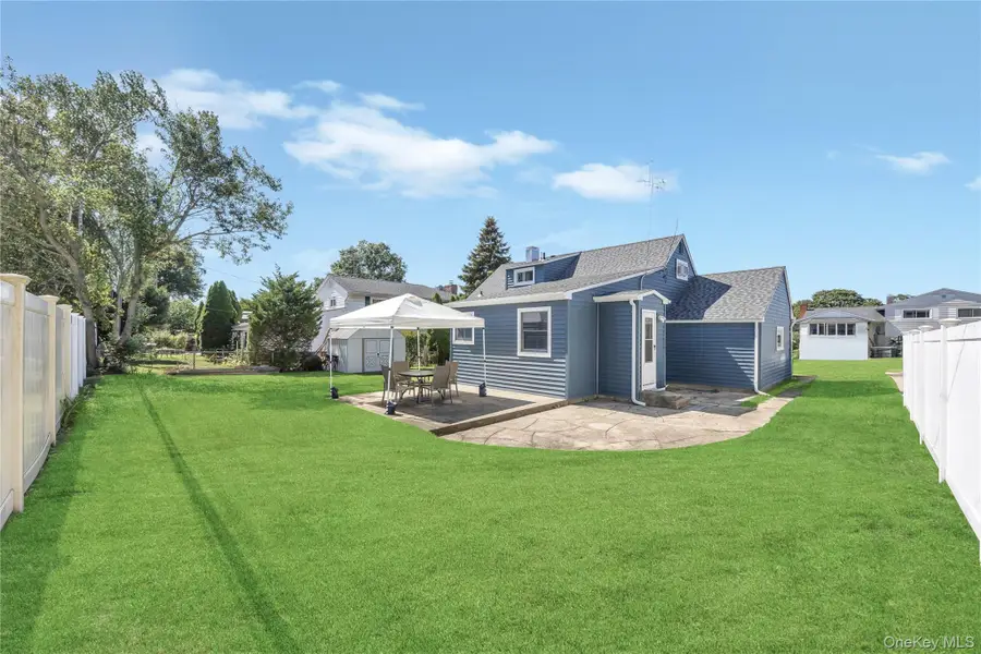 23 Peachtree Lane, Hicksville, NY 11801 - Image #3