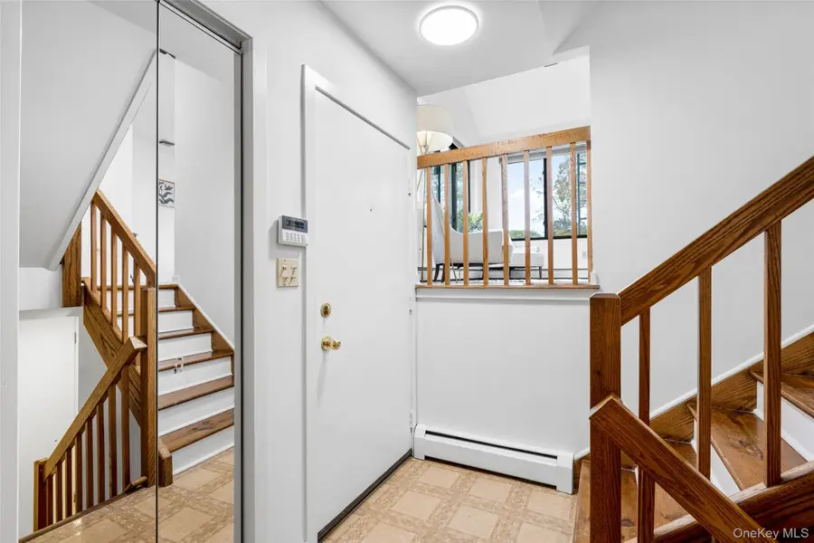 3 Top Of The Ridge #B2, Mamaroneck, NY 10543 - Image #3