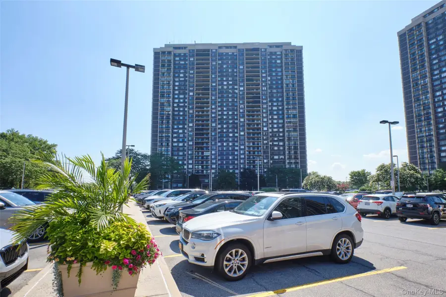 27110 Grand Central Parkway #1V, Queens, NY 11005 - Image #2