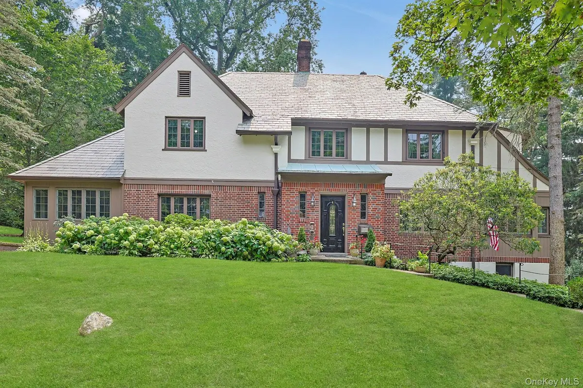 4 Harwood Avenue, Sleepy Hollow, NY 10591 - Image #1