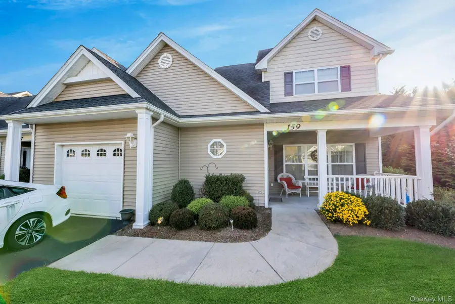 159 Stoneleigh Drive, Riverhead, NY 11901 - Image #2