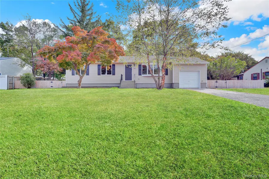 116 E Woodside Avenue, Patchogue, NY 11772 - Image #3