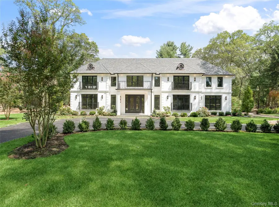 12 Quaker Ridge Drive, Brookville, NY 11545 - Image #2