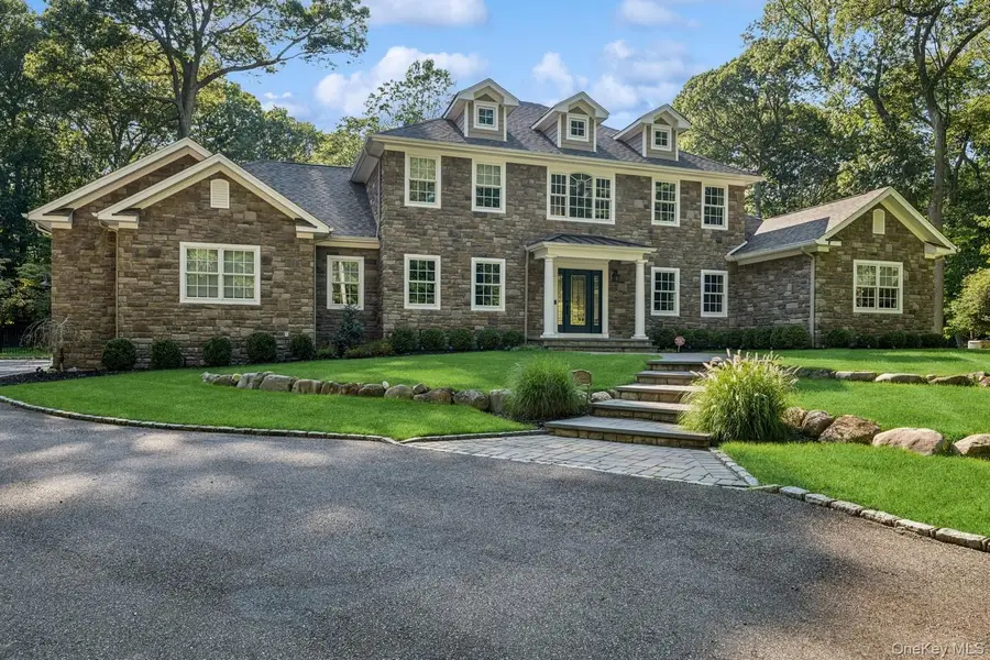 33 Bacon Road, Head Of The Harbor, NY 11780 - Image #2