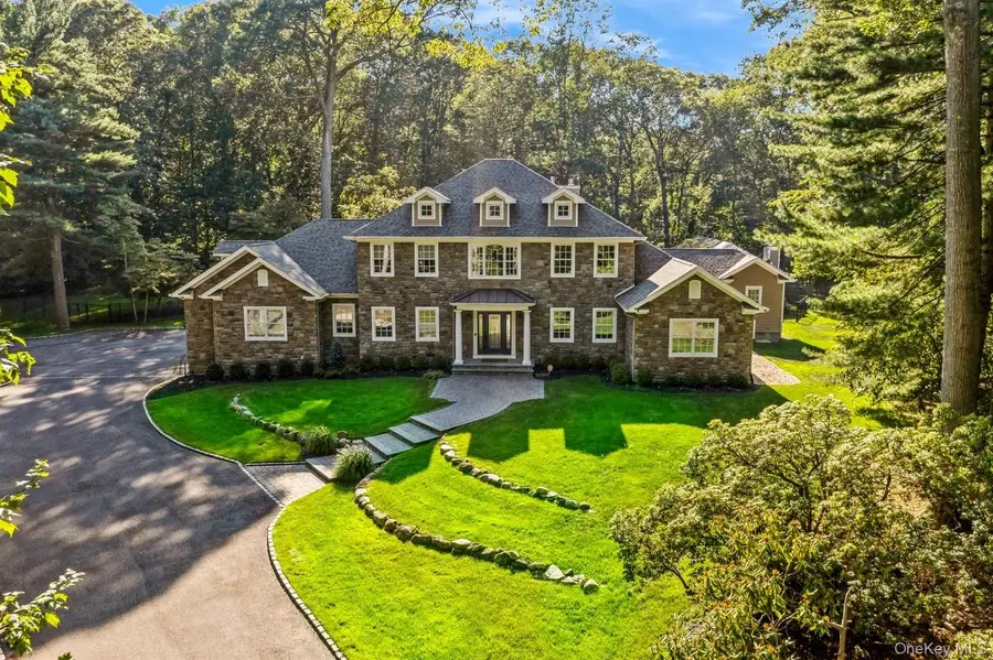 33 Bacon Road, Head Of The Harbor, NY 11780 - Image #3