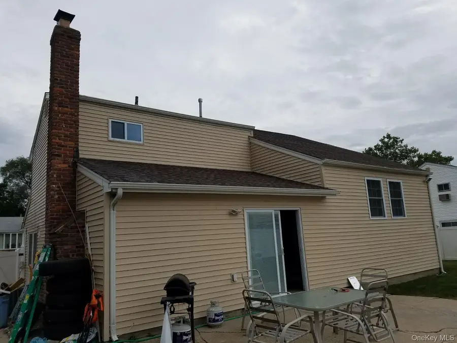 170 Root Avenue, Central Islip, NY 11722 - Image #3