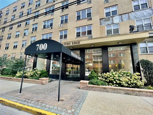 700 Shore Road #2U, Long Beach, NY 11561