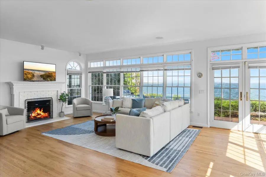 7020 Great Peconic Bay Boulevard, Laurel, NY 11948 - Image #2
