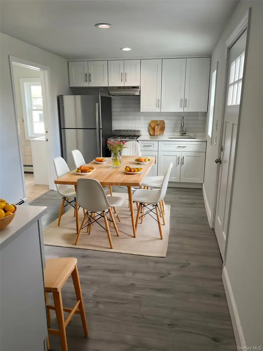 511 Spruce Street, North Babylon, NY 11703 - Image #3