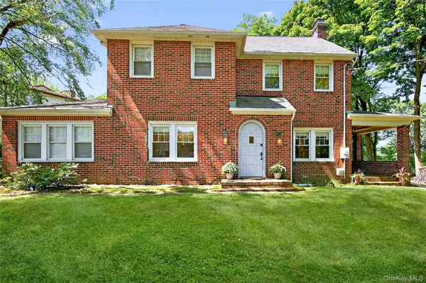 20 Hendrick Avenue, Glen Cove, NY 11542