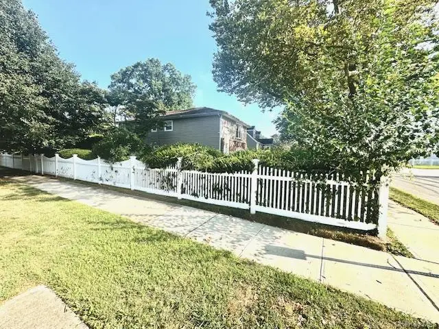 2743 Milburn Avenue, Baldwin, NY 11510 - Image #3