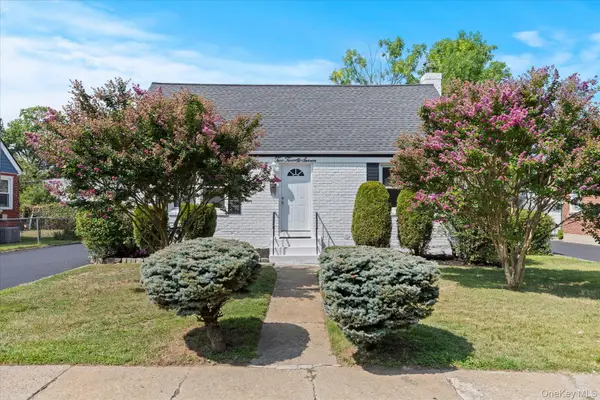 227 Warren Street, Uniondale, NY 11553