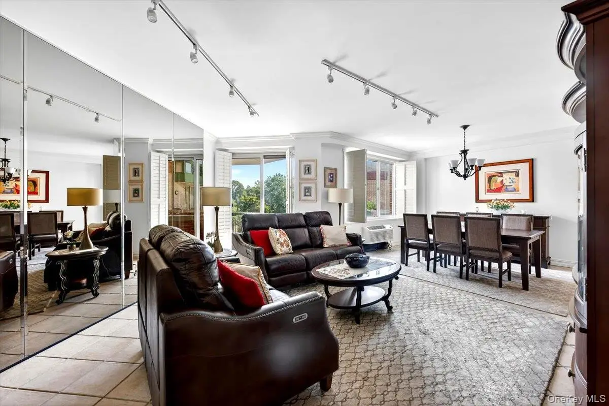 100 Hilton Avenue #507E, Garden City, NY 11530 - #1