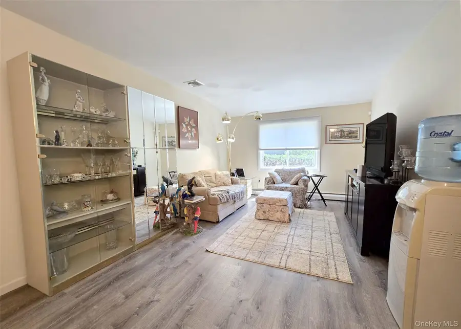 3 Ross Court, Manorville, NY 11949 - Image #2